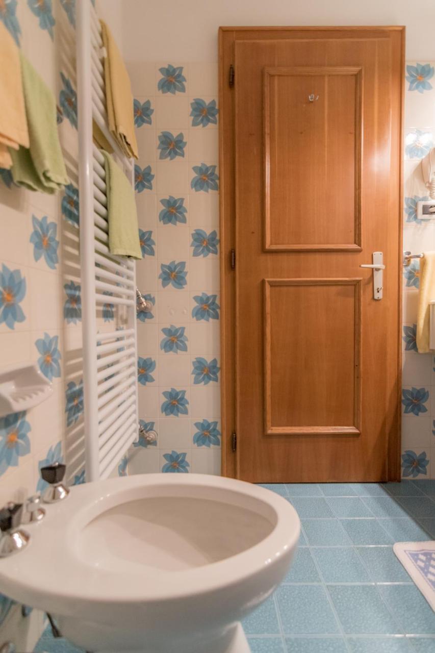 Garni La Vara Corvara In Badia Exterior foto